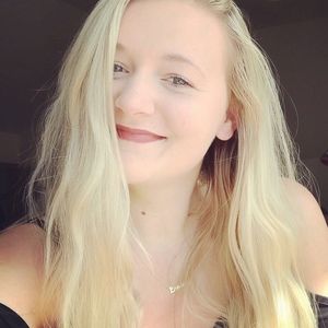 Meet your Posher, Kaylie